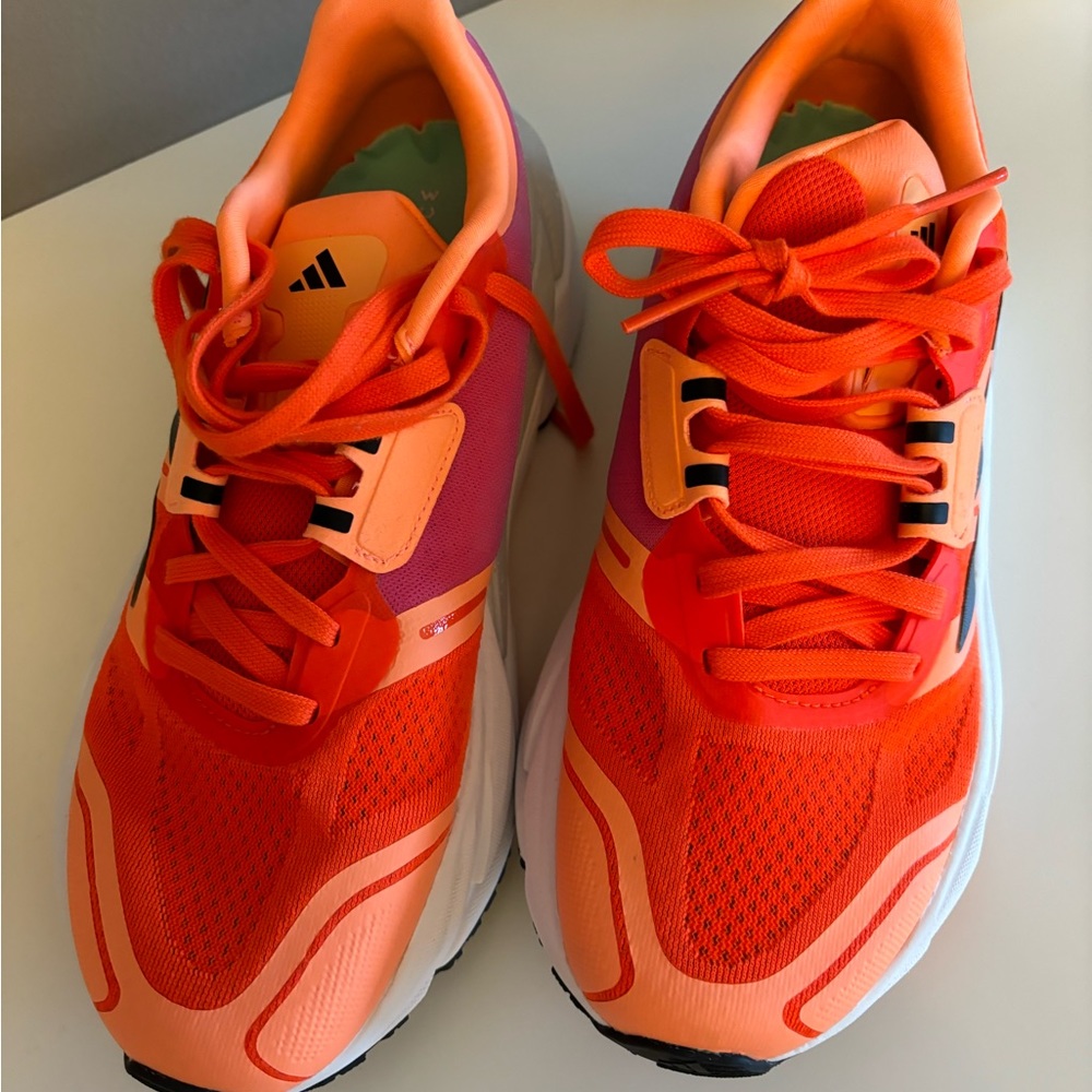 Adidas Adistar CS men’s running new NWOT. Size 6.5. Neve worn. Orange Impact.